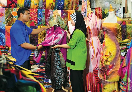 Shopping Batik at Pasar Payang, Terengganu