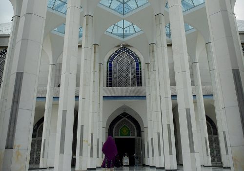 Sultan Salahuddin Abdul Aziz Shah Mosque