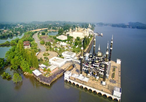 Built on Wan Man Island, the 22-hectare Islamic Civilisation Park takes visitors on an intriguing journey through the Islamic world's rich art and cultural heritage. Among the interactive theme park's key attractions are scaled-down replicas of Islamic monuments from around the world, the Iconic Crystal Mosque, 3D cinema and a range of fun rides.